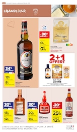 Offre Cointreau dans le catalogue Carrefour Market du moment à la page 6