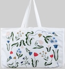 Sac en promo chez Maisons du Monde Sac dans le catalogue Maisons du Monde