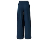 Tchibo im Supermarkt - Schlupfhose in Crinkle-Optik, blau Angebot im Prospekt Schlupfhose in Crinkle-Optik, blau bei Tchibo im Supermarkt im Prospekt "" für 19,99 €