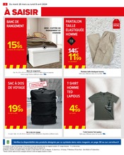 Vêtements Angebote im Prospekt "Carrefour" von Carrefour auf Seite 4