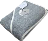 Baby-Kapuzen-Tuch im Angebot bei Möbel Wanninger in Straubing Baby-Kapuzen-Tuch Angebote bei Möbel Wanninger Straubing für 9,99 €