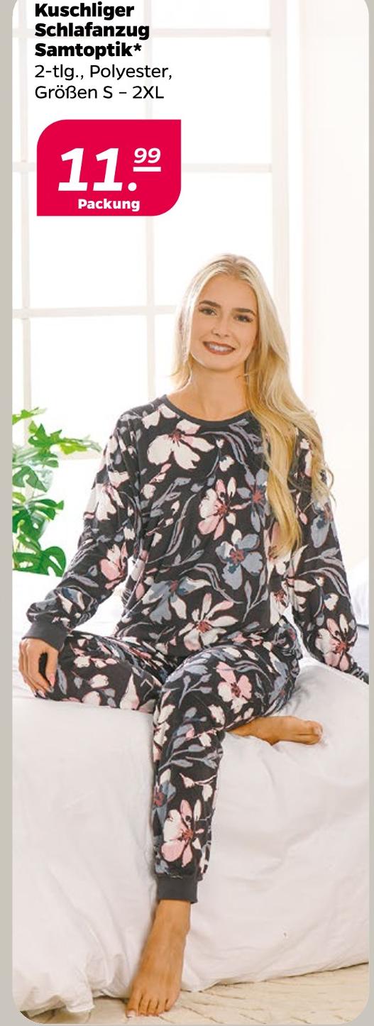 Kuschliger Schlafanzug Samtoptik