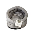 Corbeille pour chat capitonnee en promo chez B&M Corbeille pour chat capitonnee dans le catalogue B&M