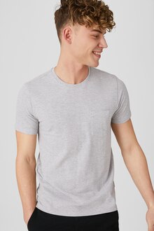 C&A Dijon - T-shirt - coton bio Promo T-shirt - coton bio dans le catalogue C&A "Welcome back" à Dijon