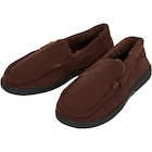 Promo Chaussons en mousse à mémoire de forme à 5,95 € dans le catalogue Action à Bain-de-Bretagne
