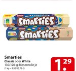 famila Nordost Trittau - Smarties Angebot im Prospekt Smarties bei famila Nordost im Trittau Prospekt für 1,29 €