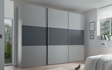Schwebetürenschrank 3-türig im XXXLutz Prospekt Schwebetürenschrank 3-türig von moderano im aktuellen XXXLutz Prospekt für 999,00 €