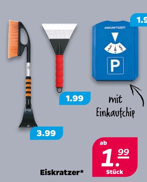Eiskratzer mit Besen