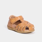 Sandales à scratchs marron bébé garçon dans le catalogue La Halle
