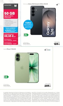iPhone im cosmophone Prospekt "SOMMERAKTION: DEUTSCHLANDWEIT UNBEGRENZT SURFEN" mit 12 Seiten (Hannover)