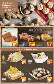 Brötchen im REWE Prospekt "Dein Markt" mit 34 Seiten (Darmstadt)
