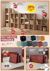 Promos Pouf dans le catalogue "Beaux jours À LA MAISON à mini PRIX" de Maxi Bazar Pouf en promo dans le catalogue Maxi Bazar à la page 9