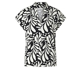 Bedrucktes Blusenshirt mit V-Ausschnitt Angebot in Fladungen Bedrucktes Blusenshirt mit V-Ausschnitt im aktuellen Prospekt bei Tchibo im Supermarkt in Fladungen