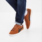 Promo Tennis basses à lacets cuir Puma Smash camel homme à 39,19 € dans le catalogue La Halle à Dijon