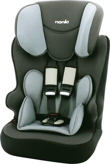 Siège auto racer - Géant Casino à Viry-Châtillon Siège auto racer en promo chez Géant Casino Viry-Châtillon à 29,90 €