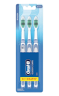 Le lot de 3 brosses à dents Classic Care Medium - Oral-B dans le catalogue Stokomani