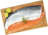 Aktuelle Fisch Angebote bei REWE in Duisburg Aktuelles Lachsfilet mit Haut Angebot bei REWE in Duisburg ab 2,19 €