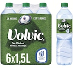 Eau Minérale Naturelle - VOLVIC en promo chez Supermarchés Match Amiens à 4,95 €