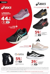 Promos Chaussures Femme dans le catalogue "LES MARQUES ICONIQUES JUSQU’AU BOUT DES PIEDS" de Sport 2000 Chaussures Femme en promo dans le catalogue Sport 2000 à la page 8