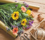 Bouquet composé 14 tiges saison - Intermarché à Bordeaux Bouquet composé 14 tiges saison en promo chez Intermarché Bordeaux à 9,99 €