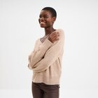 Pull col V à paillettes et sequins beige femme dans le catalogue La Halle