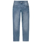 Jungen Straight-Jeans mit verstellbarem Bund Angebote bei Ernstings family Bietigheim-Bissingen für 19,99 €