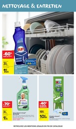 Offre Spray Nettoyant dans le catalogue Carrefour Market du moment à la page 14