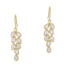 Boucles en plaqué or et oxydes de zirconium en promo chez Le Manège à Bijoux Boucles en plaqué or et oxydes de zirconium dans le catalogue Le Manège à Bijoux