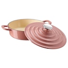 Topf mit Deckel emailliertes Gusseisen hellrosa im Angebot bei IKEA in Mühlhausen Topf mit Deckel emailliertes Gusseisen hellrosa Angebote von VARDAGEN bei IKEA Mühlhausen für 39,99 €