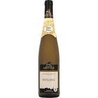 Constance Muller - Reflets De France - ALSACE RIESLING SEC - Carrefour Market Constance Muller - Reflets De France - ALSACE RIESLING SEC à 7,85 € dans le catalogue Carrefour Market
