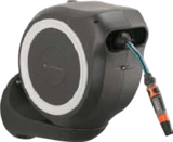 Wand-Schlauchbox Roll Up S im Angebot bei Globus-Baumarkt in Haltern am See Wand-Schlauchbox Roll Up S Angebote von Gardena bei Globus-Baumarkt Haltern am See für 89,00 €