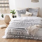 Parure imprimée coton 57 fils 220×240cm - Maxi Bazar à Levallois-Perret Parure imprimée coton 57 fils 220×240cm en promo chez Maxi Bazar Levallois-Perret à 19,99 €