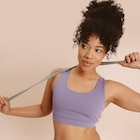 Brassière de sport dos nageur violet femme dans le catalogue La Halle