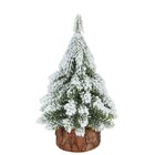 Baum im Ernstings family Prospekt Kleiner Deko-Baum im weihnachtlichen Design im aktuellen Ernstings family Prospekt für 4,99 €