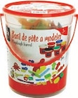 Baril de pâte à modeler à 19,99 € dans le catalogue La Grande Récré