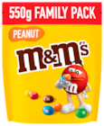 Pochons Peanut M&M's dans le catalogue Auchan Hypermarché