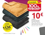 Promo Plaid Oggya à 10,00 € dans le catalogue Mr.Bricolage à Saintes
