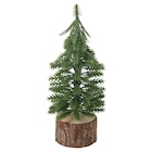 Baum im Ernstings family Prospekt Deko-Baum im weihnachtlichen Design im aktuellen Ernstings family Prospekt für 5,99 €