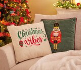 Coussin de Noël en promo chez Gifi Villeurbanne à 4,99 €