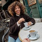 Veste effet polaire boutonnée col rond marron foncé femme dans le catalogue La Halle