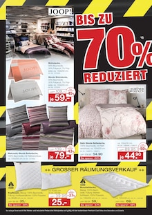 Bettdecke im Möbel Inhofer Prospekt "GROSSER RÄUMUNGSVERKAUF" mit 12 Seiten (Augsburg)