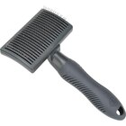 TAKE CARE Brosse à démêler Soft - CARE en promo chez Maxi Zoo TAKE CARE Brosse à démêler Soft - CARE dans le catalogue Maxi Zoo
