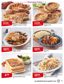 Promo Crevettes cuites dans le catalogue Cora du moment à la page 35
