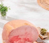 Promo Jambon cuit supérieur avec couenne "Nos éleveurs" à 14,99 € dans le catalogue U Express à Plouvorn