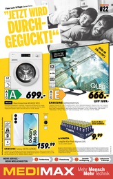 MEDIMAX Prospekt für Blankenbach mit 8} Seiten MEDIMAX Prospekt für Blankenbach: "JETZT WIRD DURCHGEGUCKT!", 8 Seiten, 23.05.2025 - 30.05.2025
