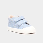 Baskets montantes scratchs bout renforcé bleu ciel bébé fille à La Halle dans Pfaffenheim Baskets montantes scratchs bout renforcé bleu ciel bébé fille à La Halle dans Pfaffenheim