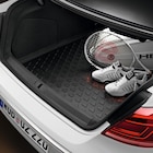 Volkswagen Schmelz - Gepäckraumschale für den Extra-Schutz im Kofferraum Angebot im Prospekt Gepäckraumschale für den Extra-Schutz im Kofferraum bei Volkswagen im Schmelz Prospekt für 101,00 €