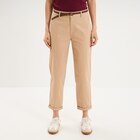 Pantalon chino regular ceinture tressée sable femme - La Halle Pantalon chino regular ceinture tressée sable femme à 25,99 € dans le catalogue La Halle