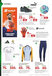 Offre Gants dans le catalogue Sport 2000 du moment à la page 4