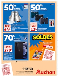 Offre Apple dans le catalogue Auchan Hypermarché du moment à la page 64